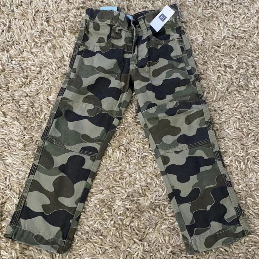 NWT gap boys pants size 4